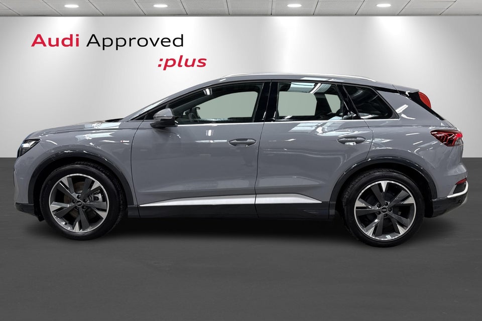 Audi Q4 e-tron 45 S-line 5d