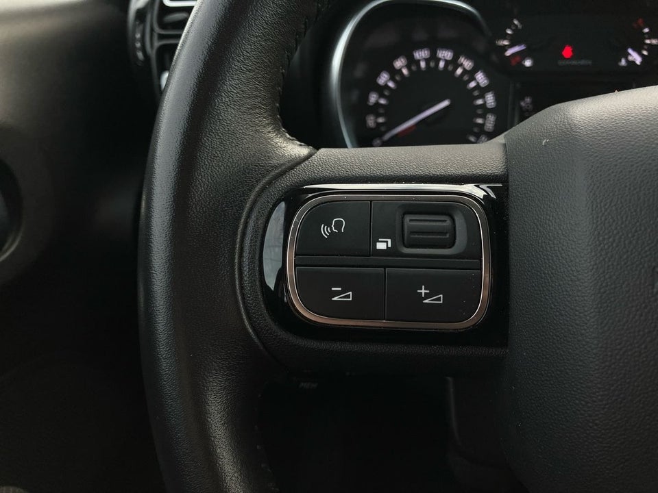 Citroën C3 Aircross 1,2 PureTech 110 Iconic EAT6 5d