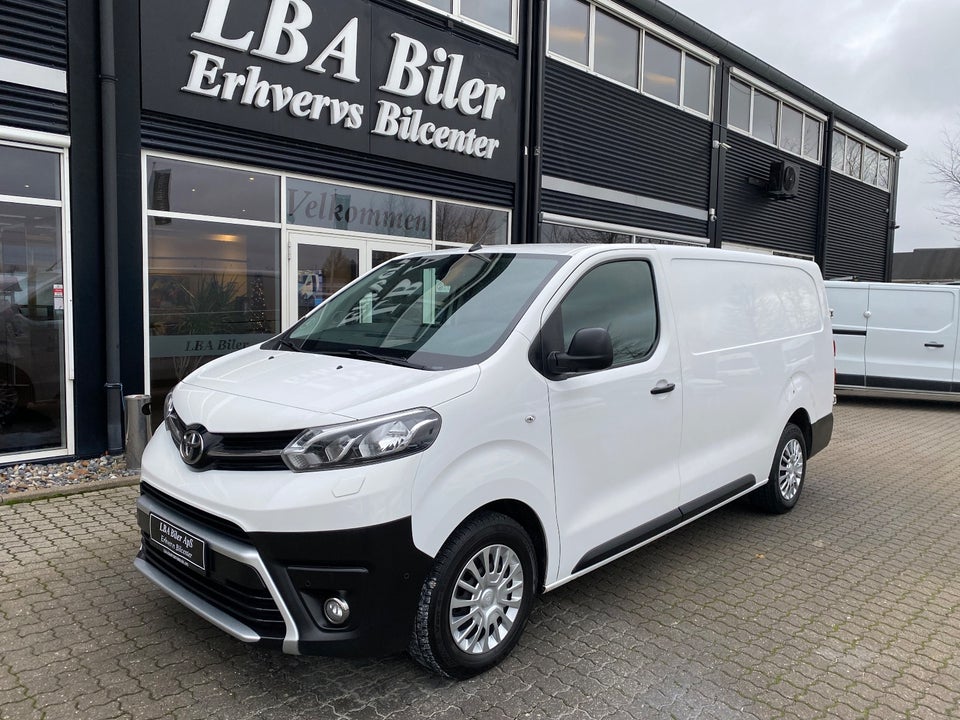 Toyota ProAce 2,0 D 144 Long Comfort Master aut. 4d