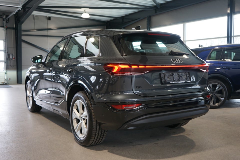 Audi Q6 e-tron Progress performance 5d