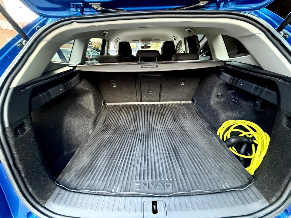 Skoda Enyaq 60 iV Loft 5d