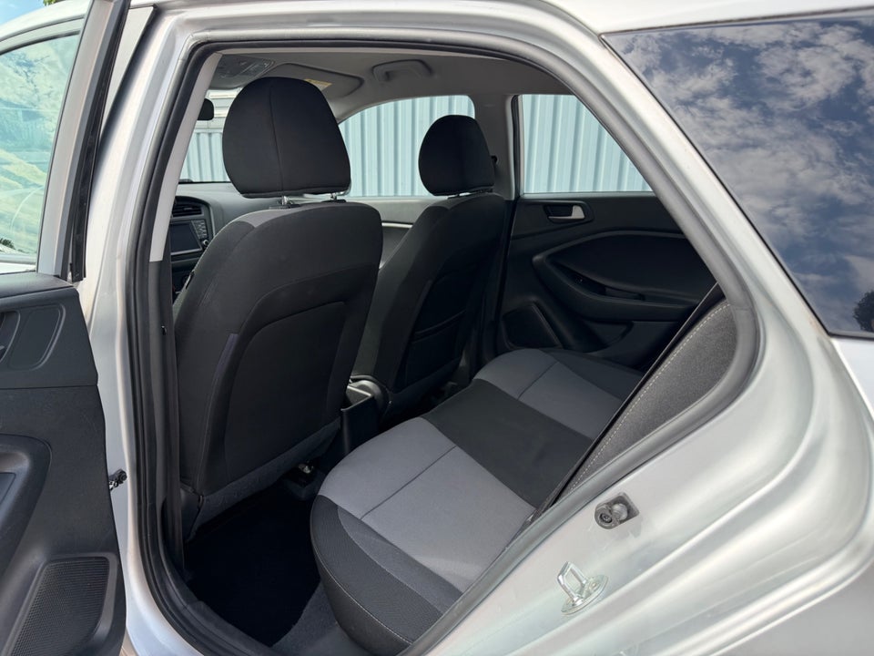 Hyundai i20 1,25 Vision 5d