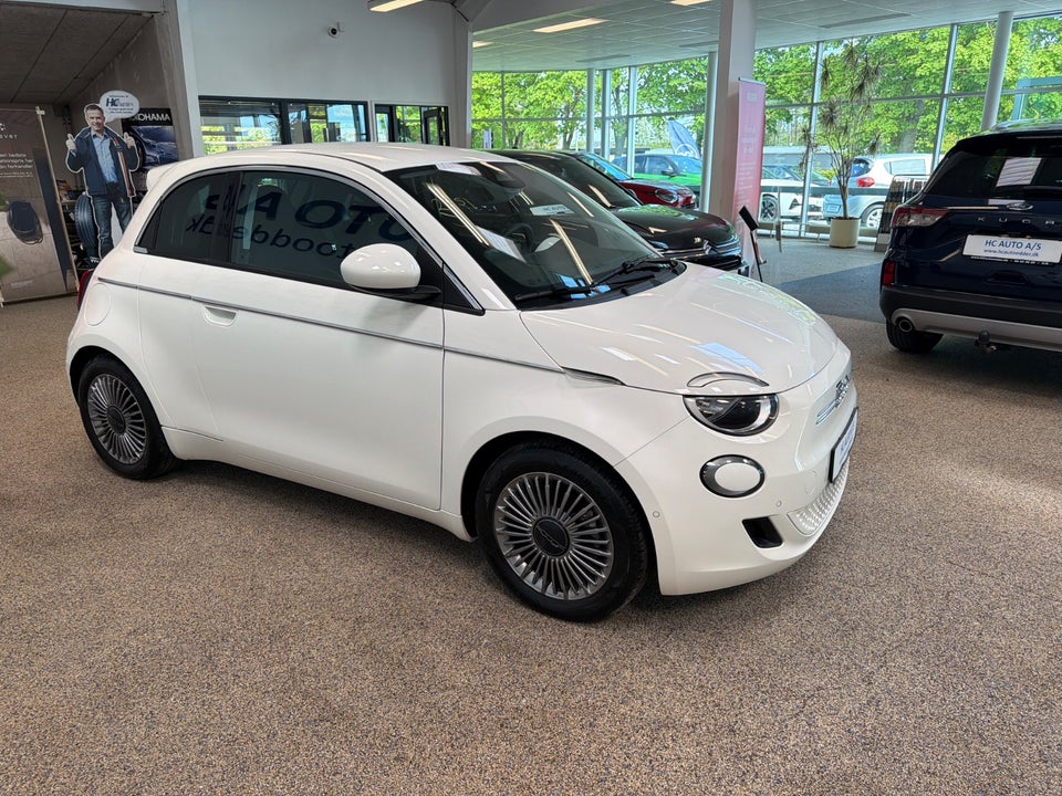 Fiat 500e 42 Icon 3+1 4d