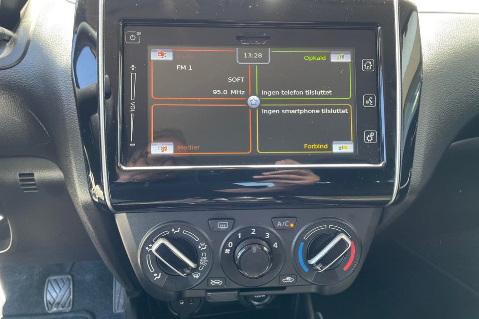 Suzuki Swift 1,2 Dualjet mHybrid Action 5d