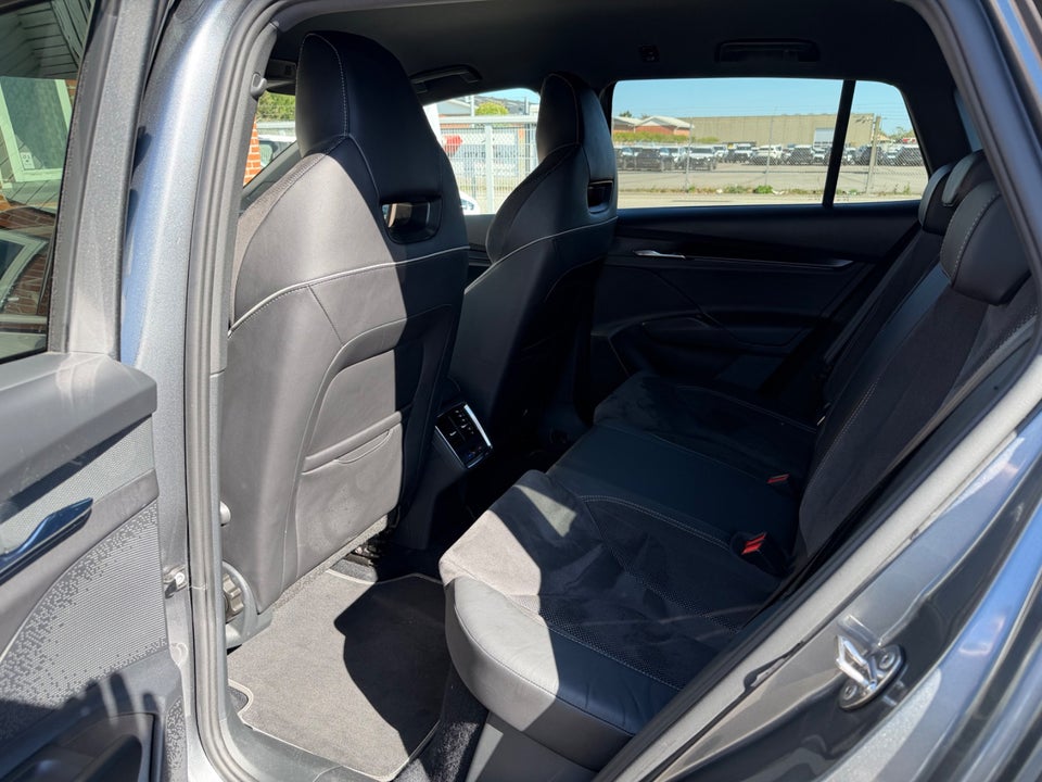 Skoda Enyaq 80 iV Sportline 5d