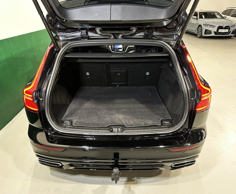 Volvo V60 2,0 T4 190 R-Design aut. 5d