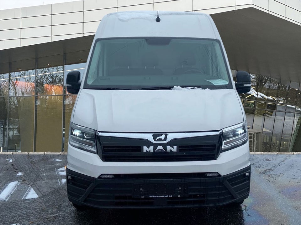 MAN TGE 2,0 3.180 Kassevogn L3H3 aut. FWD