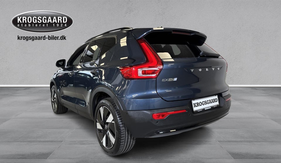Volvo EX40 Extended Range Plus 5d