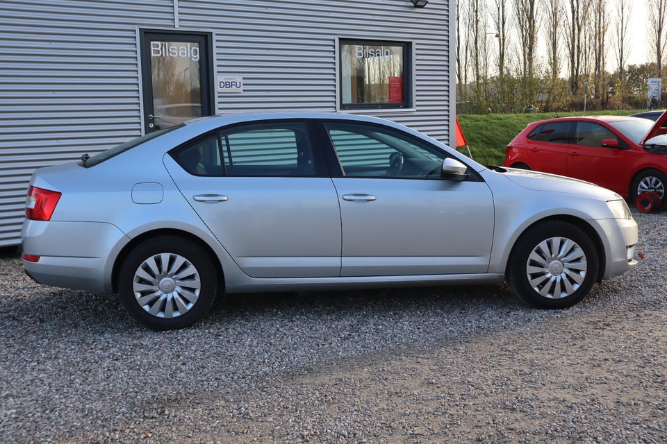 Skoda Octavia 1,2 TSi 105 Ambition 5d