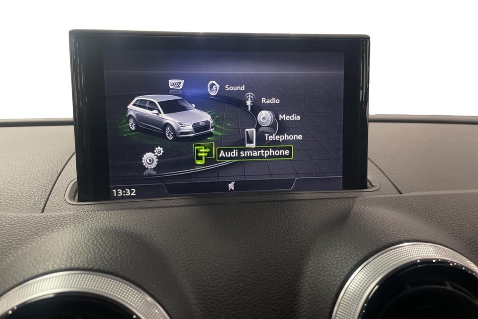 Audi A3 40 TFSi Sport Limited Sportback S-tr. 5d