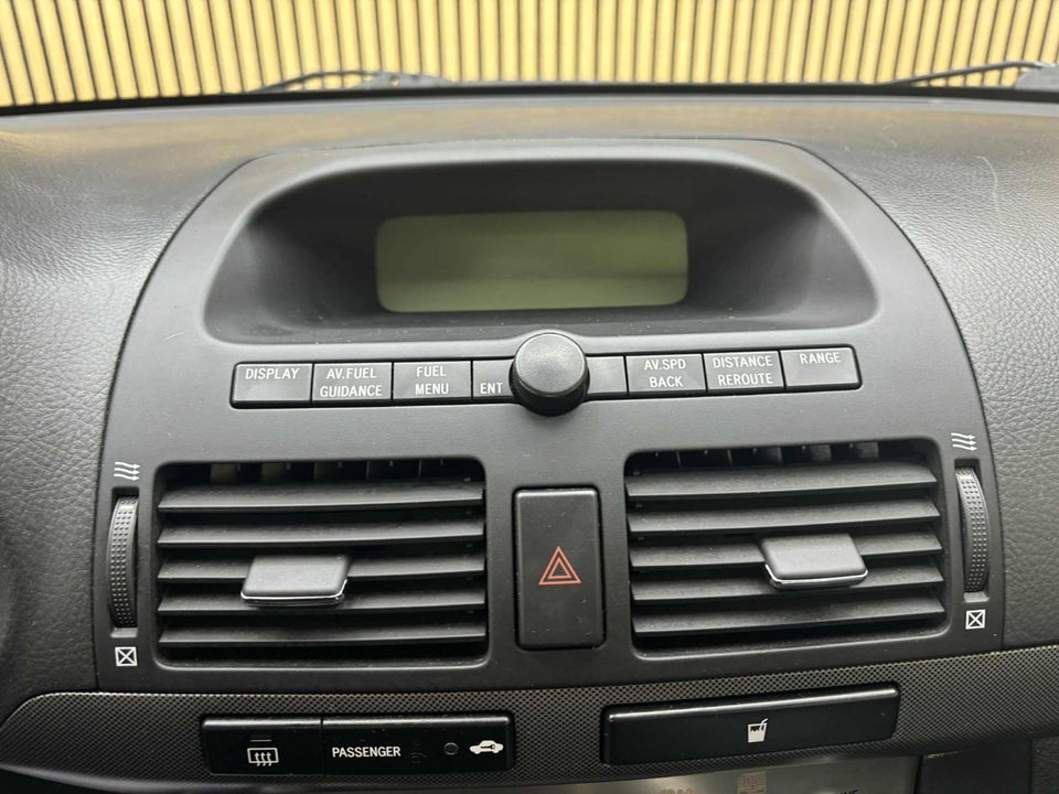 Toyota Avensis 2,4 Executive stc. aut. 5d