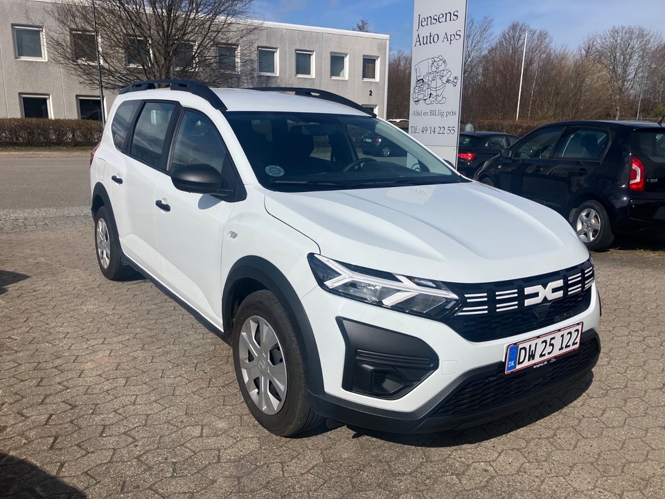 Dacia Jogger 1,0 TCe 110 Essential 7prs 5d