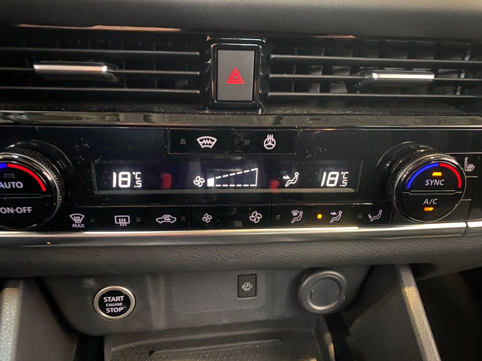 Nissan Qashqai 1,3 mHEV Acenta 5d