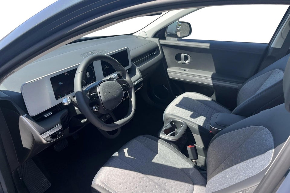 Hyundai Ioniq 5 77 Essential 5d