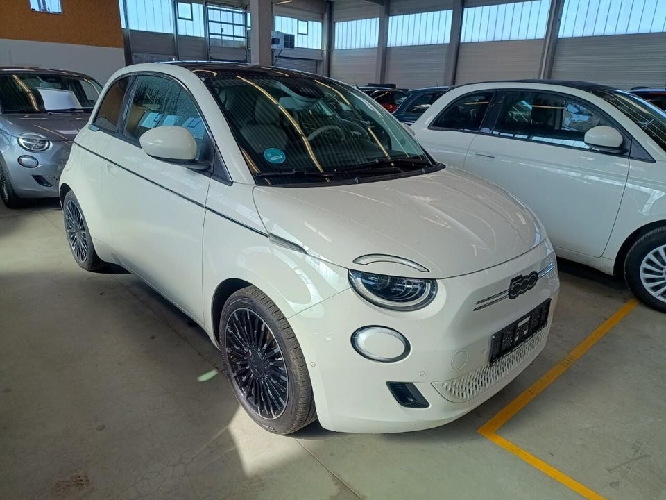 Fiat 500e 42 la Prima Sky 3d