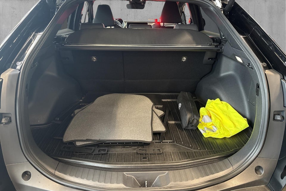 Toyota bZ4X Active 5d