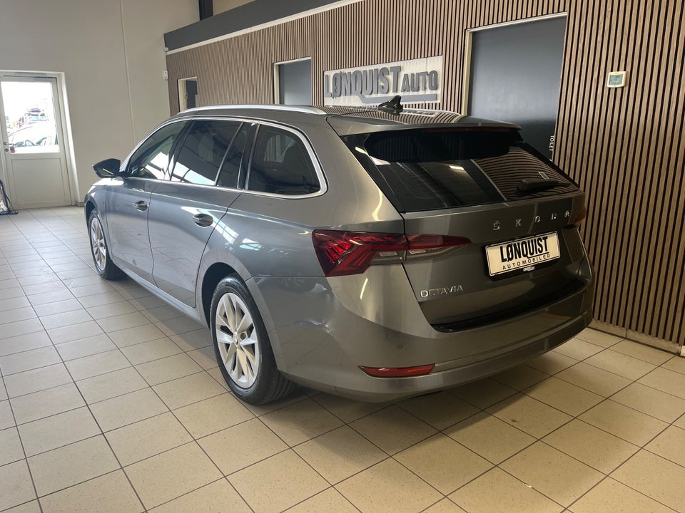 Skoda Octavia 2,0 TDi 150 Style Combi DSG 5d