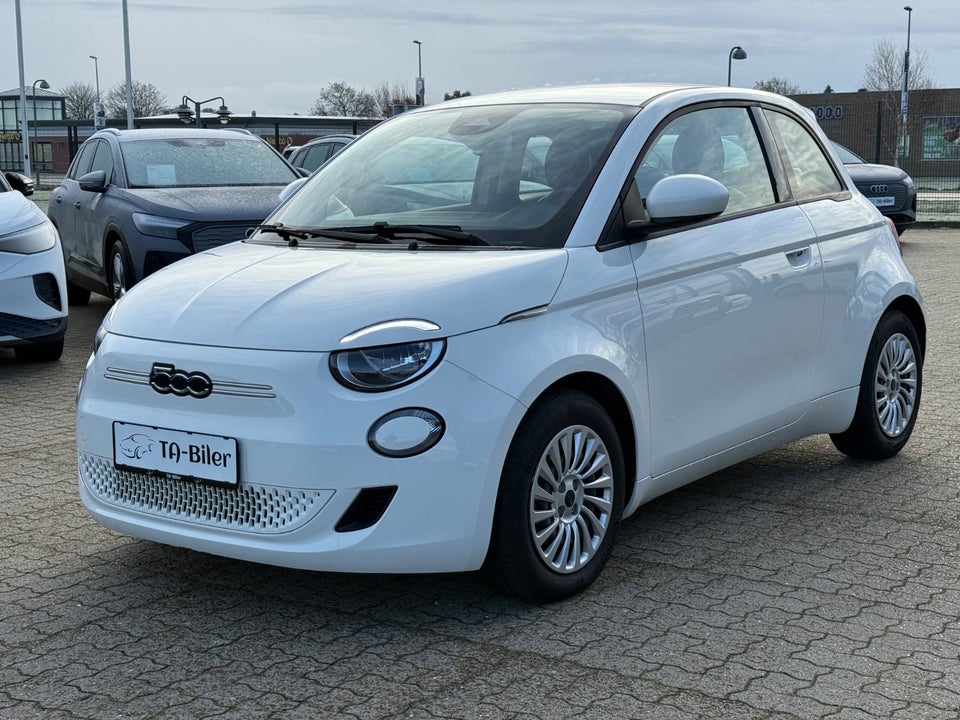 Fiat 500e 24 Action 3d