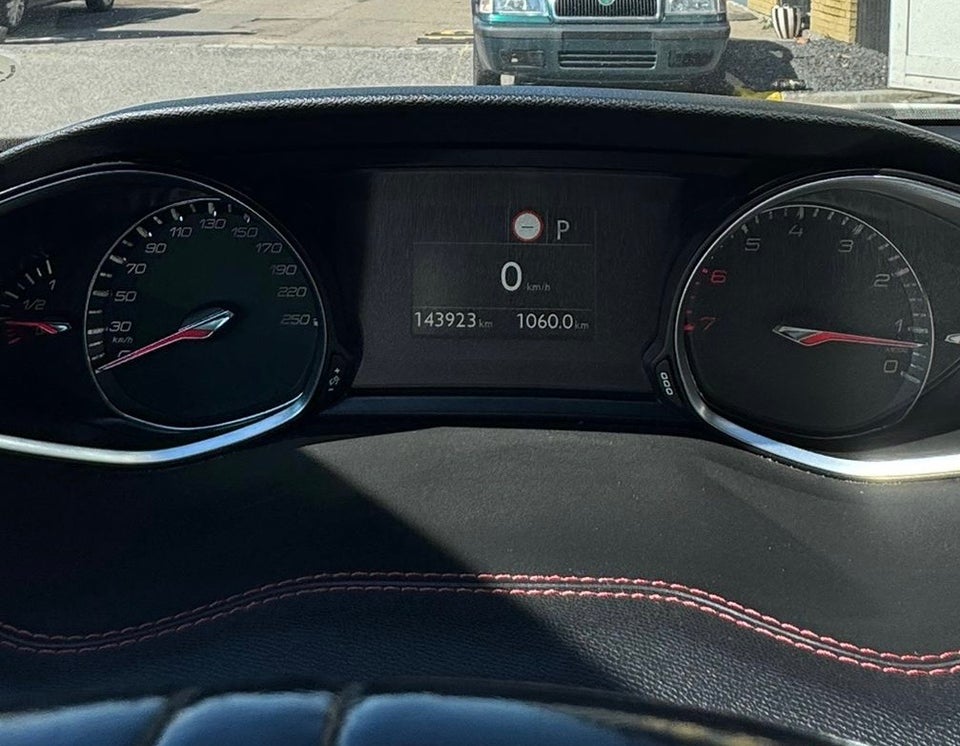 Peugeot 308 1,2 e-THP 130 GT Line SW EAT6 5d