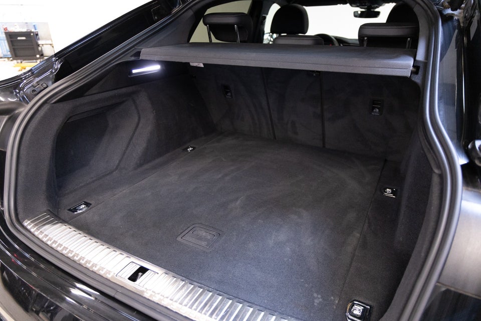 Audi e-tron 55 S-line Sportback quattro 5d