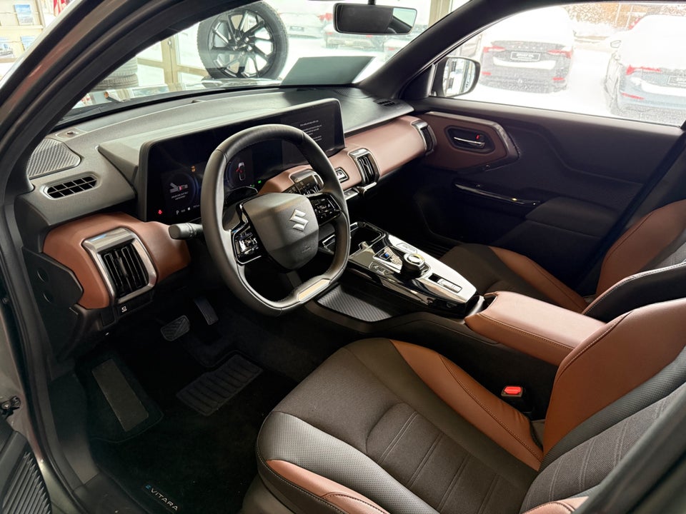 Suzuki eVitara 61 Adventure 5d