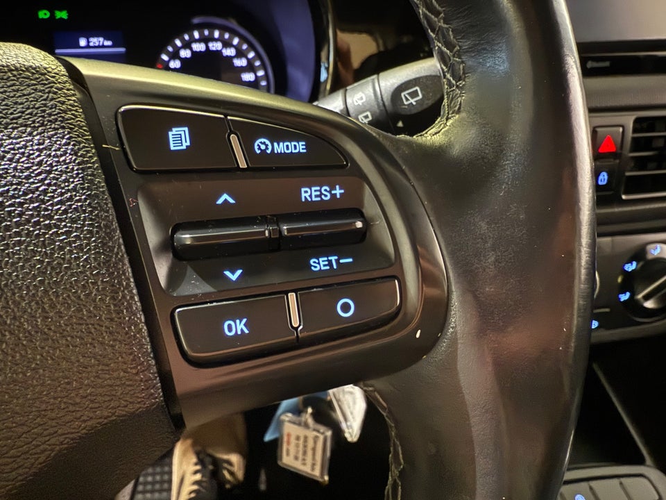 Hyundai i10 1,0 MPi Essential 5d