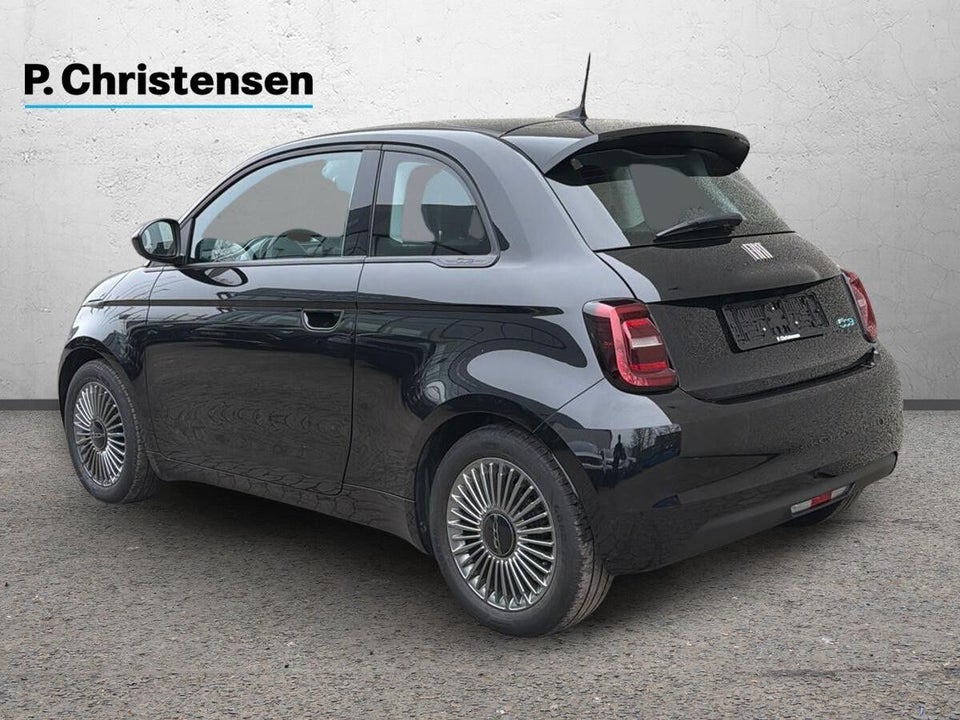Fiat 500e 42 Icon 3d