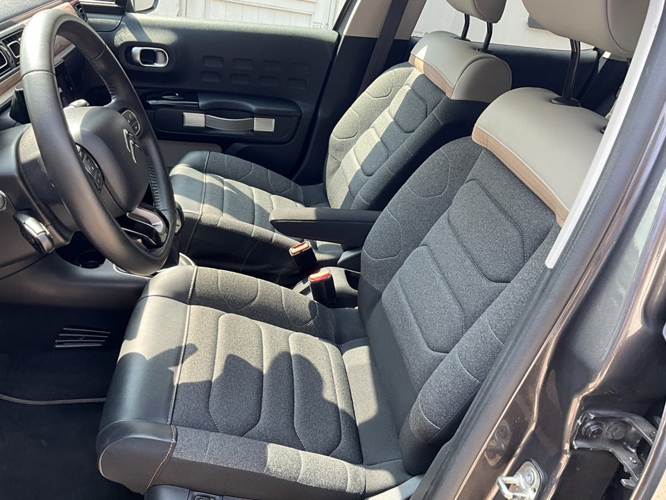 Citroën C3 1,2 PureTech 83 Shine Sport 5d