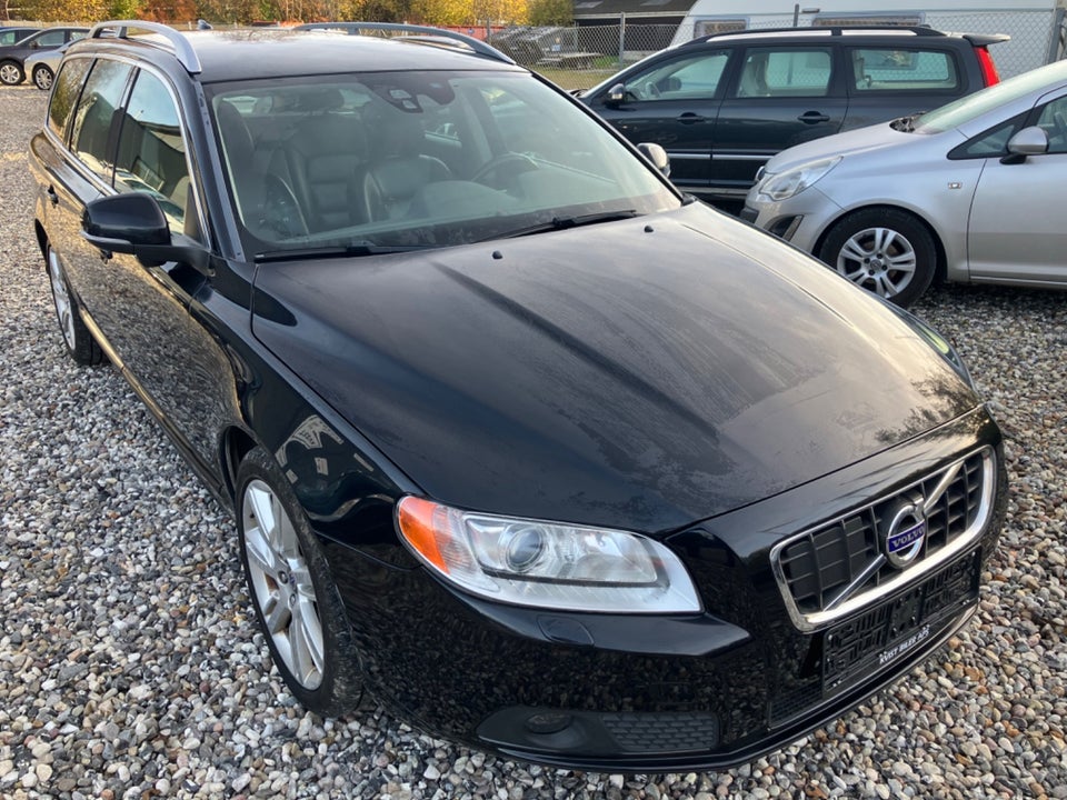 Volvo V70 1,6 DRIVe Summum aut. 5d