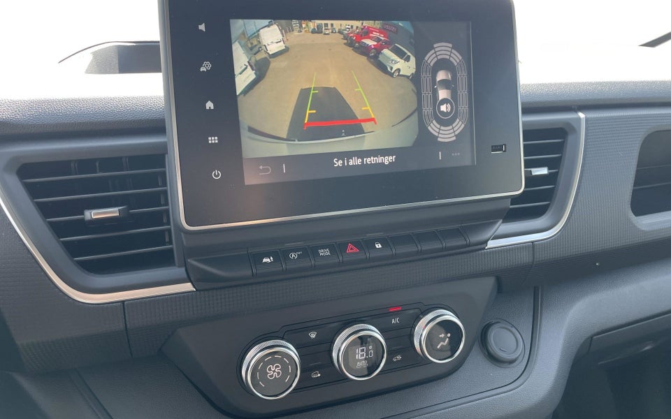 Nissan Primastar 2,0 dCi 150 L2H1 N-Connecta DCT Van