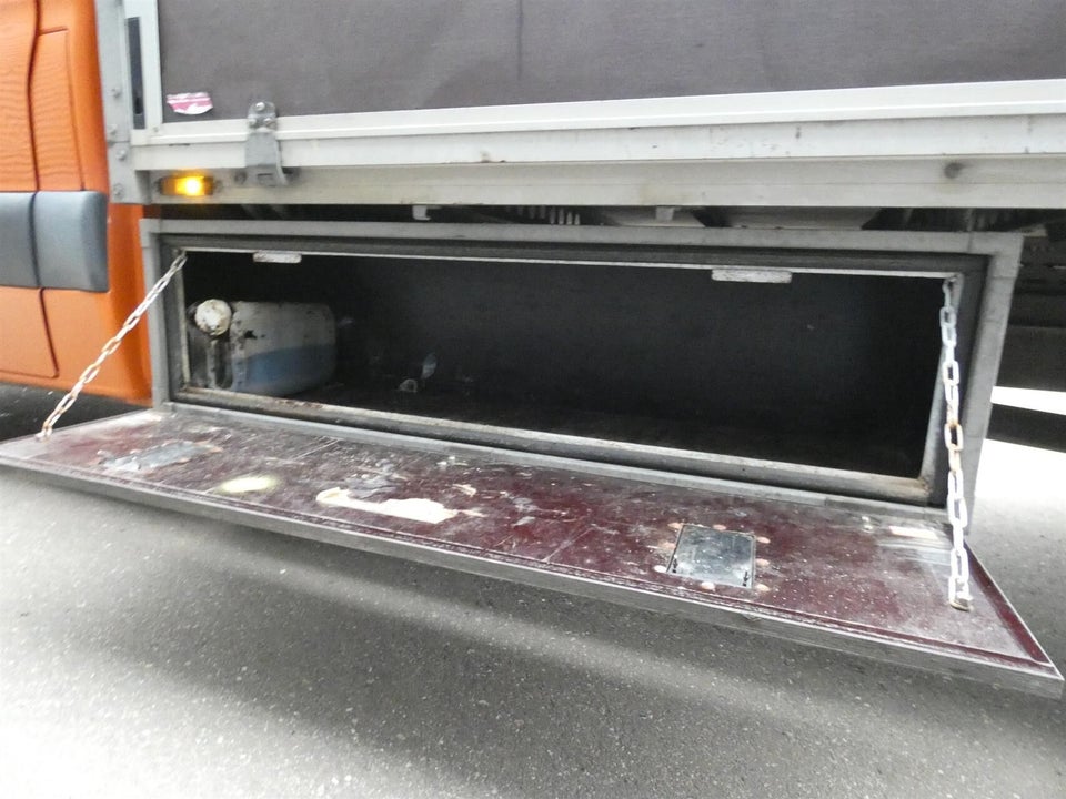 Mercedes Sprinter 319 3,0 CDi A3 Chassis aut. RWD 2d