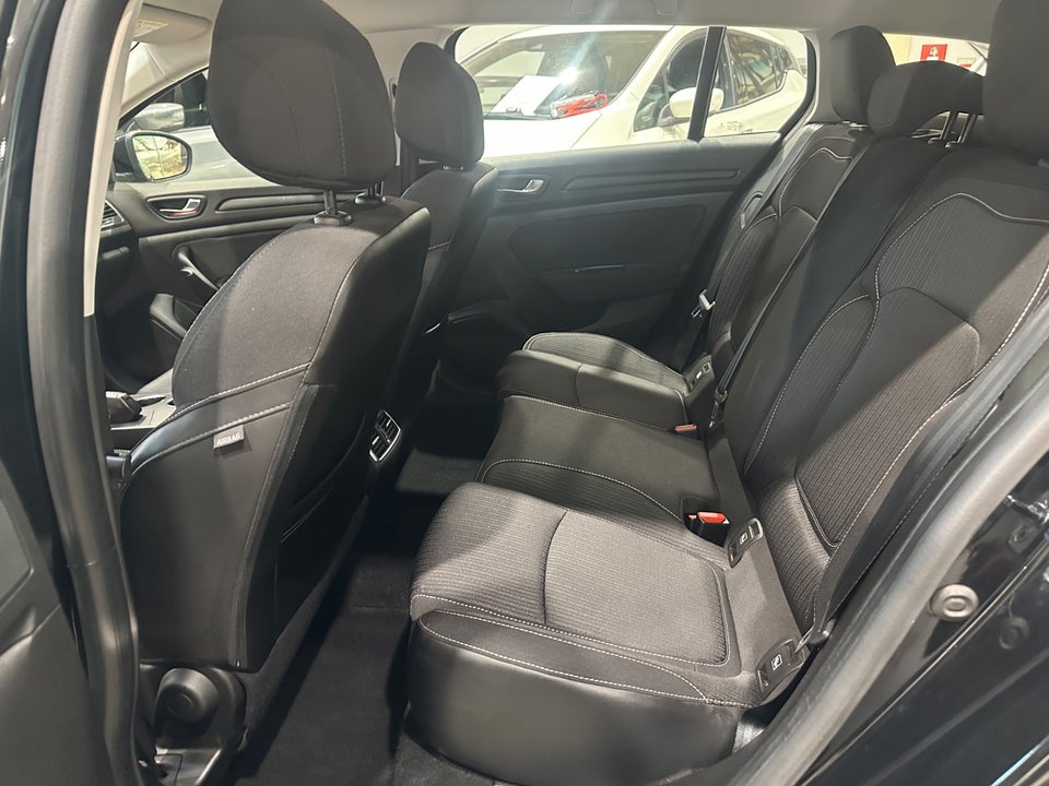 Renault Megane IV 1,2 TCe 130 Zen Sport Tourer 5d