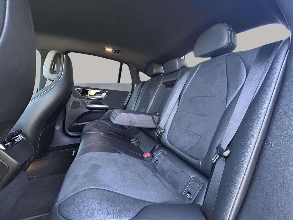 Mercedes EQE350 AMG Line 4d