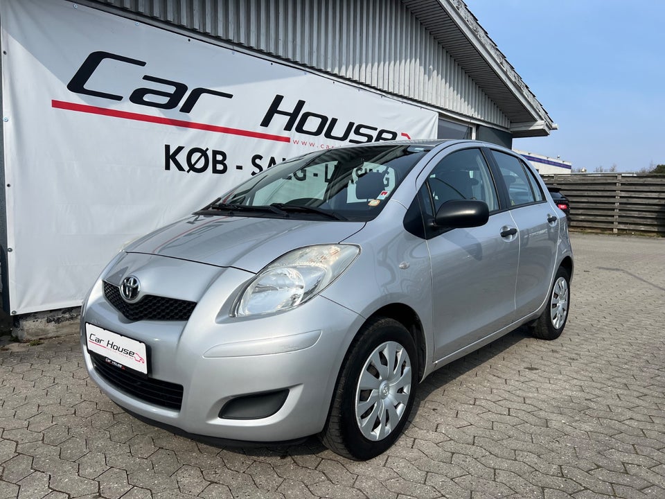 Toyota Yaris 1,0 TX 5d