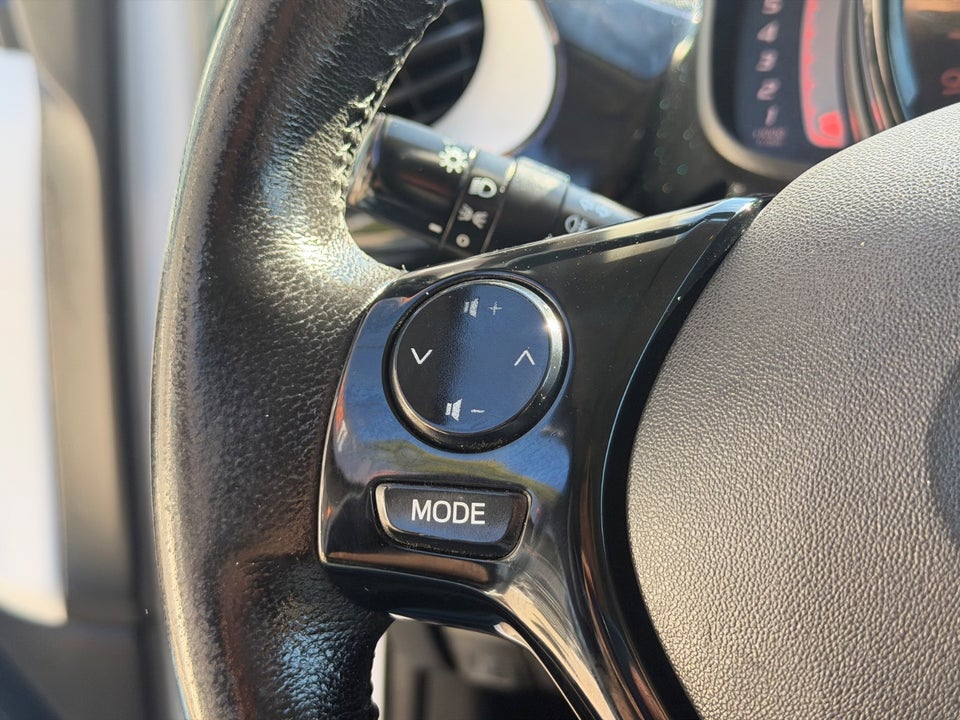Toyota Aygo 1,0 VVT-i x-cellence 5d