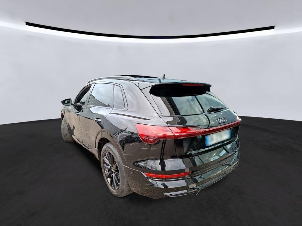Audi e-tron 55 S-line quattro 5d