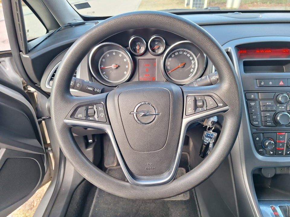 Opel Astra 1,4 T 140 Enjoy Sports Tourer aut. 5d