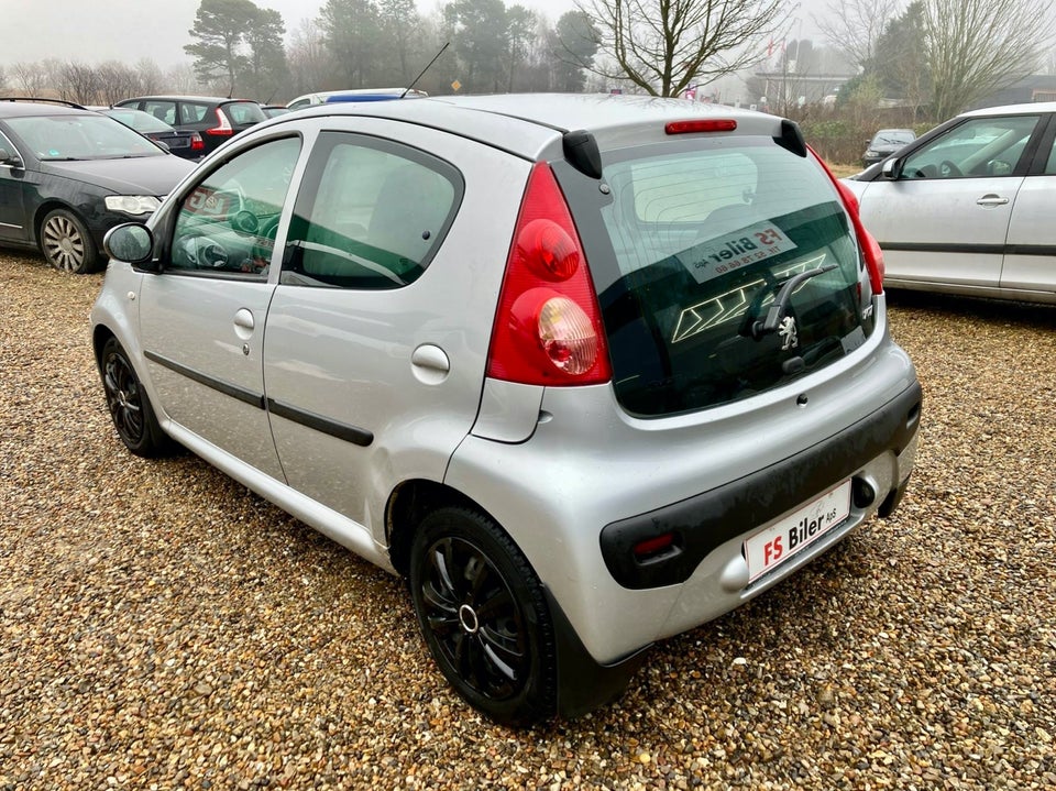 Peugeot 107 1,0 Trendy 2-tr. 5d