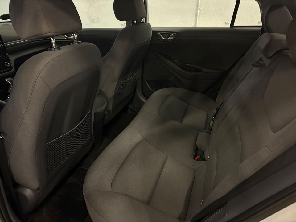 Hyundai Ioniq 1,6 PHEV Trend DCT 5d