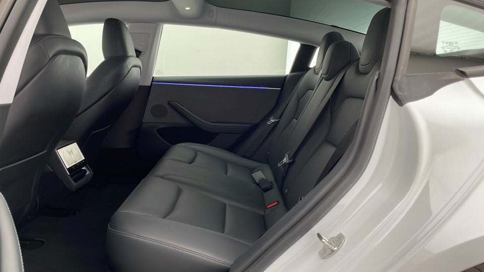 Tesla Model 3 RWD 4d