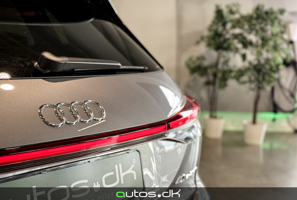 Audi Q4 e-tron 40 S-line 5d