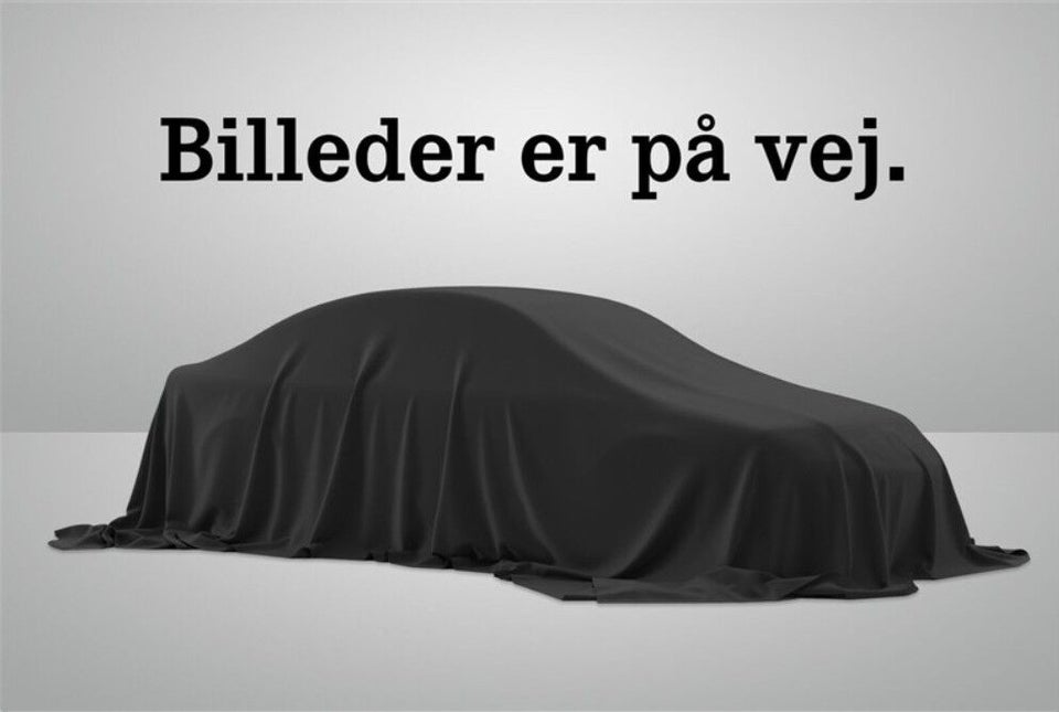 Ford Capri 82 Select Extended Range 5d