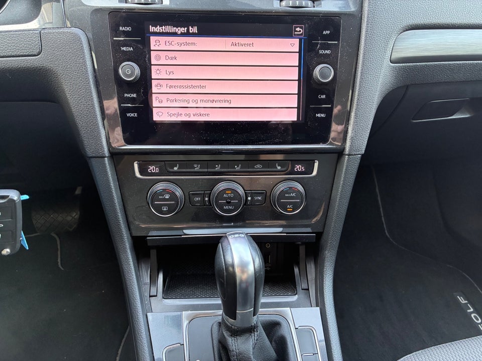 VW Golf VII 1,5 TSi 130 Comfortline DSG 5d