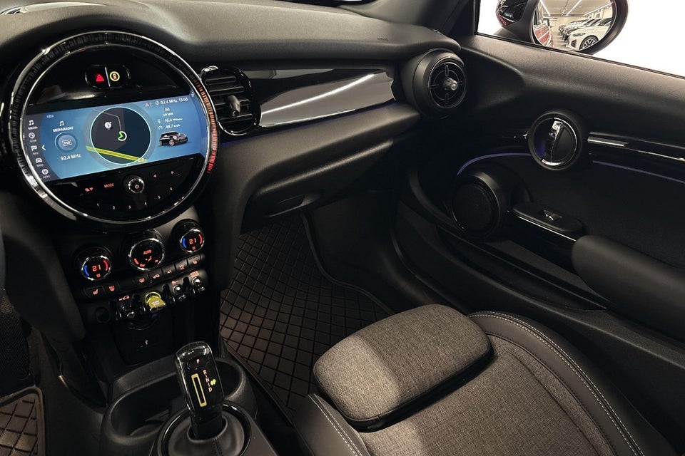 MINI Cooper SE Classic Trim 3d