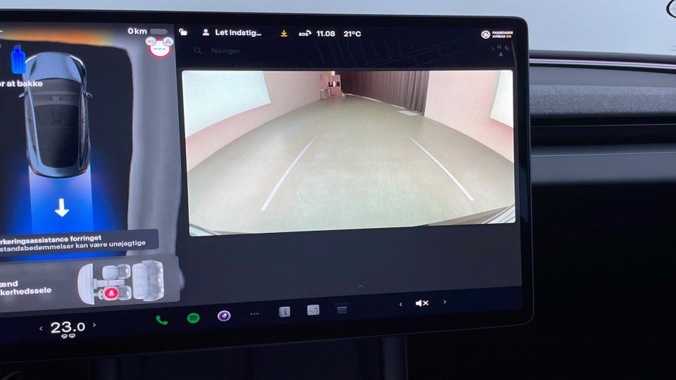 Tesla Model 3 Long Range AWD 4d