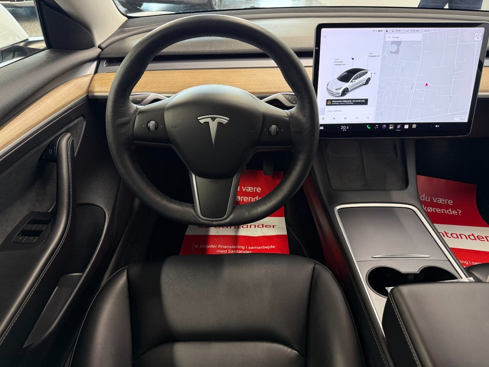 Tesla Model 3 Long Range AWD 4d