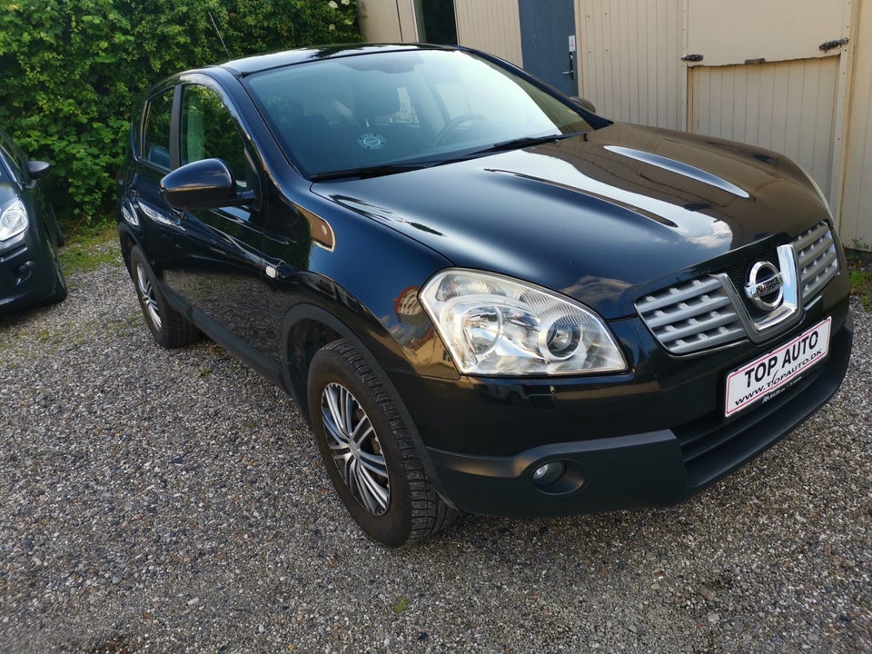 Nissan Qashqai 2,0 Tekna 5d