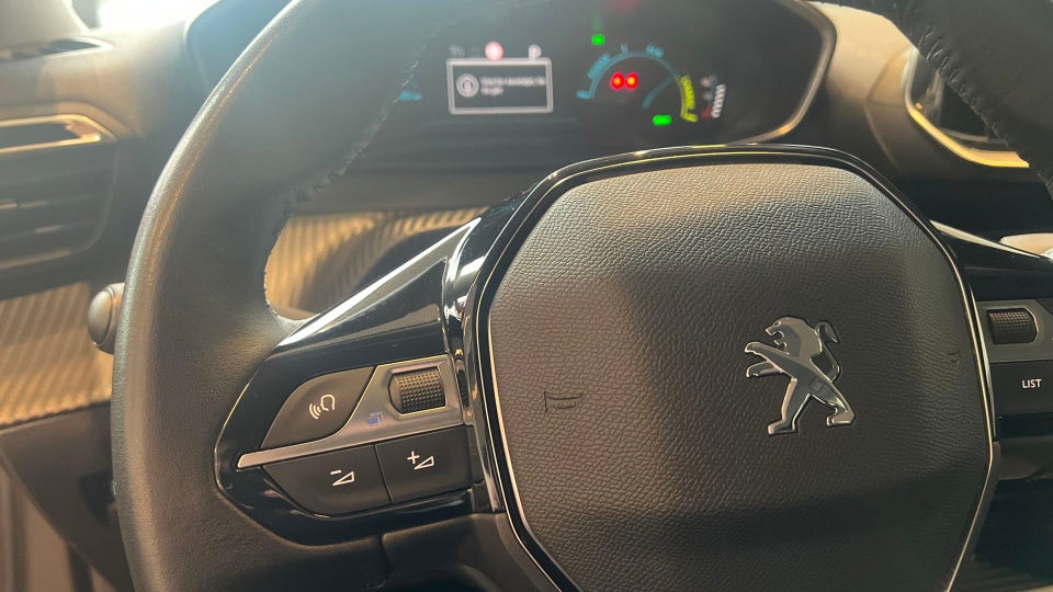 Peugeot e-2008 50 Active 5d