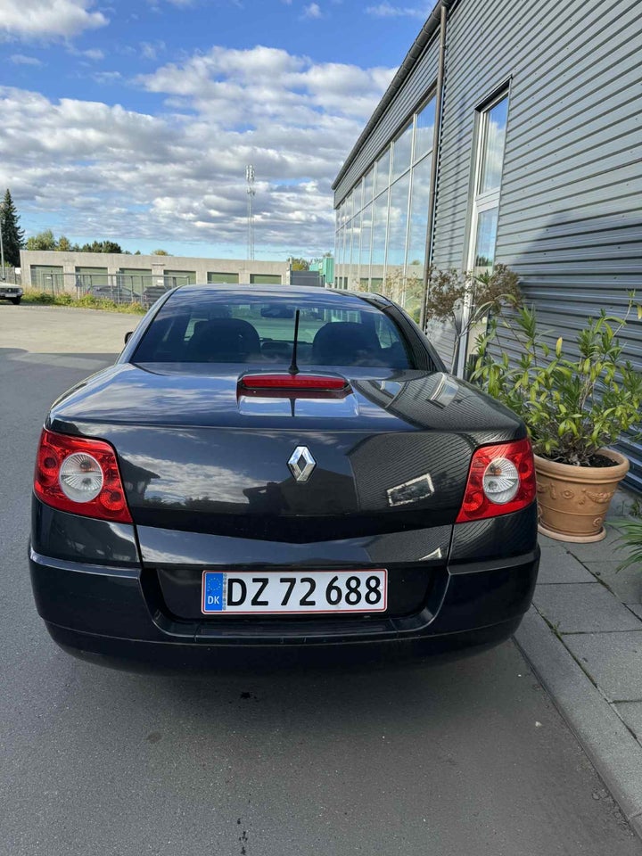 Renault Megane II 1,6 16V CC 2d