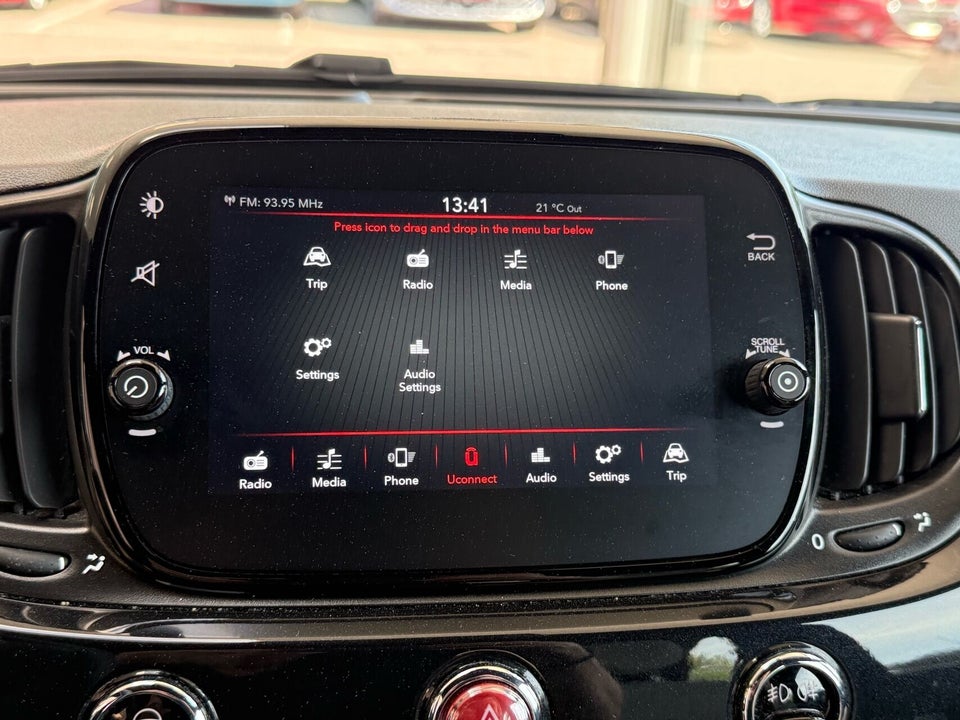 Fiat 500C 1,0 Hybrid Dolcevita 2d